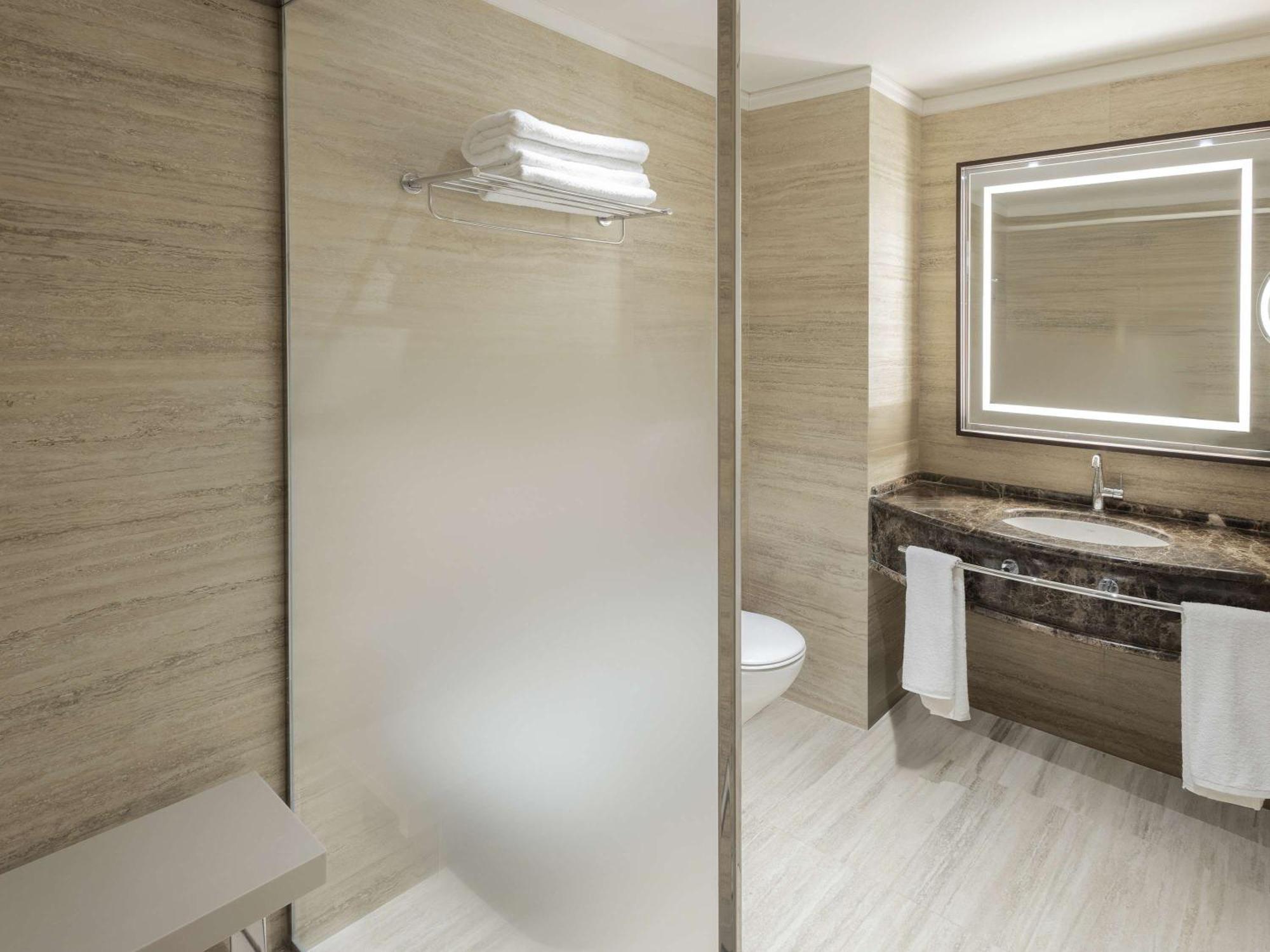 Hotel Oran Bay Managed By Accor Ngoại thất bức ảnh