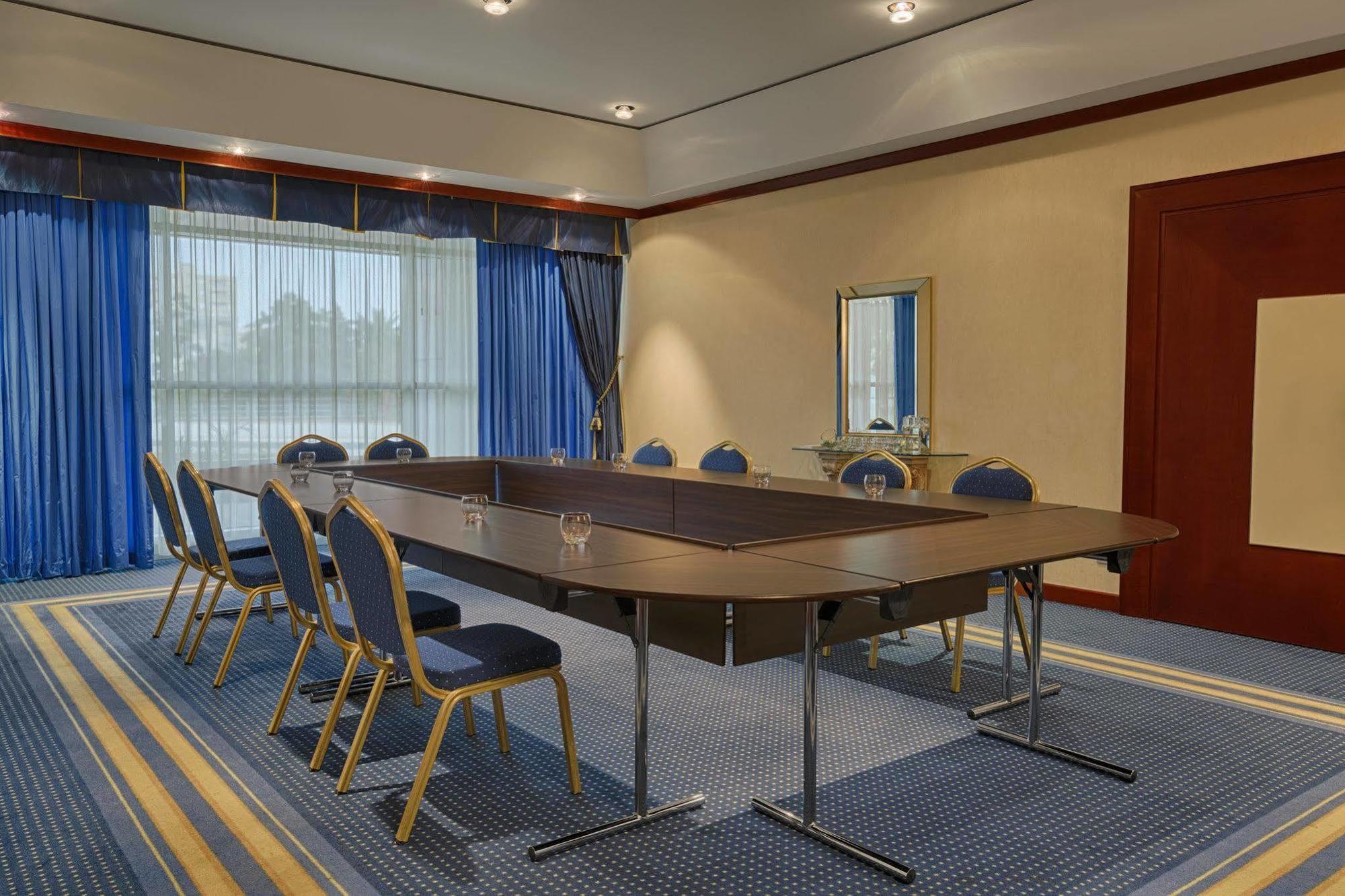 Hotel Oran Bay Managed By Accor Ngoại thất bức ảnh